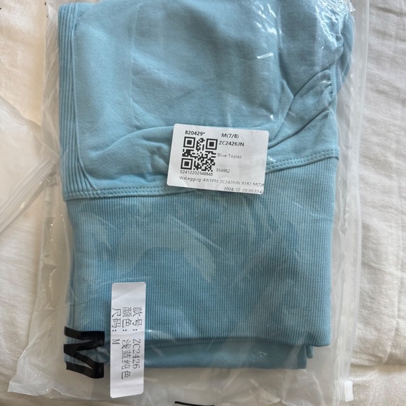 NEW High‎ Waisted Butt Lifting Leggings Medium Light Blue 7/8 Length - Picture 8 of 10